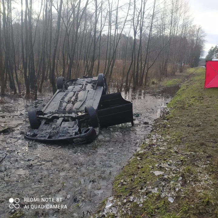 Dramatyczne sceny za Płockiem. Walczono o życie kobiety [ZDJĘCIA] - Zdjęcie główne