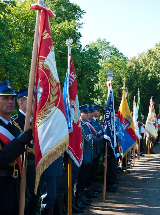 Uroczystości pod pomnikiem Piłsudskiego - Zdjęcie główne