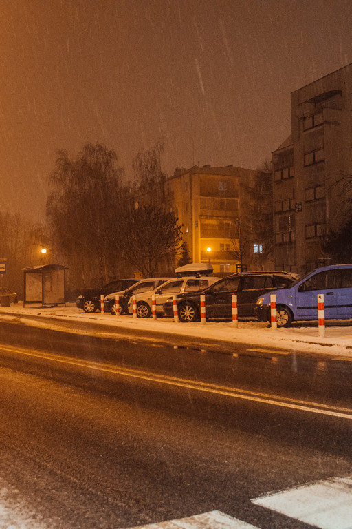 Problem parkingowy na Podolszycach - Zdjęcie główne