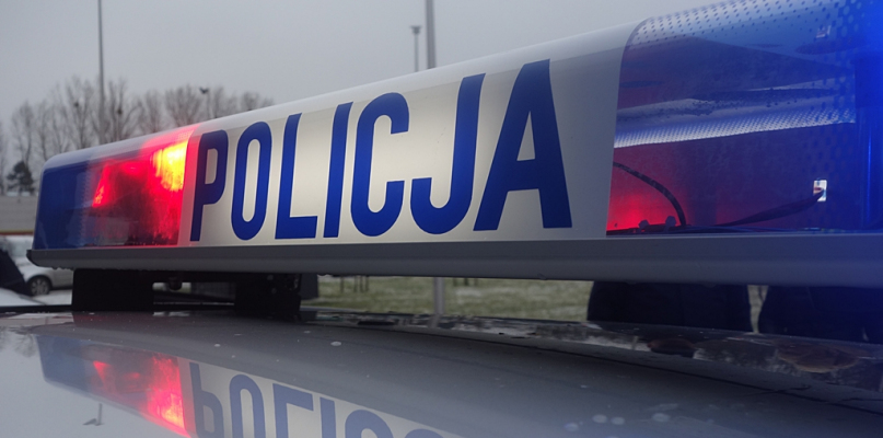 Droga wojewódzka zalana. Policjanci kierują na objazdy  - Zdjęcie główne