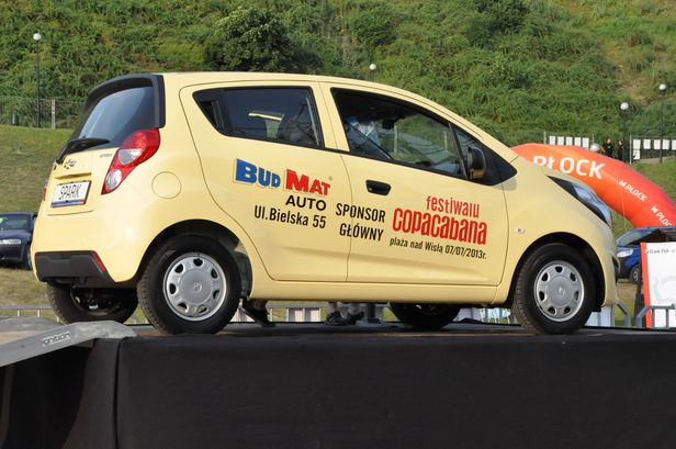 Modlitwa, zabawa, walka o auto [FOTO] - Zdjęcie główne