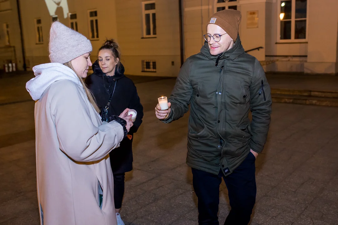 Płocczanie zebrali się na Starym Rynku 