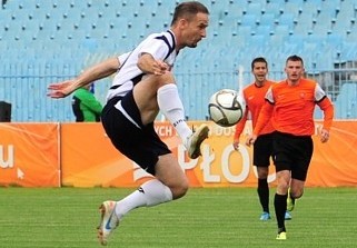 Wiślackie derby na boisku lidera - Zdjęcie główne