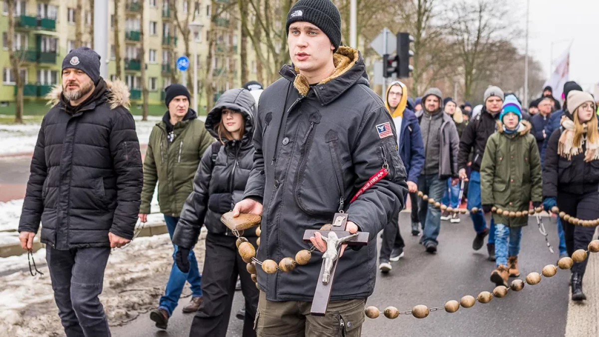 Wierni z całego kraju na Mazowszu. Kilkutysięczna procesja przejdzie ulicami miasta! - Zdjęcie główne