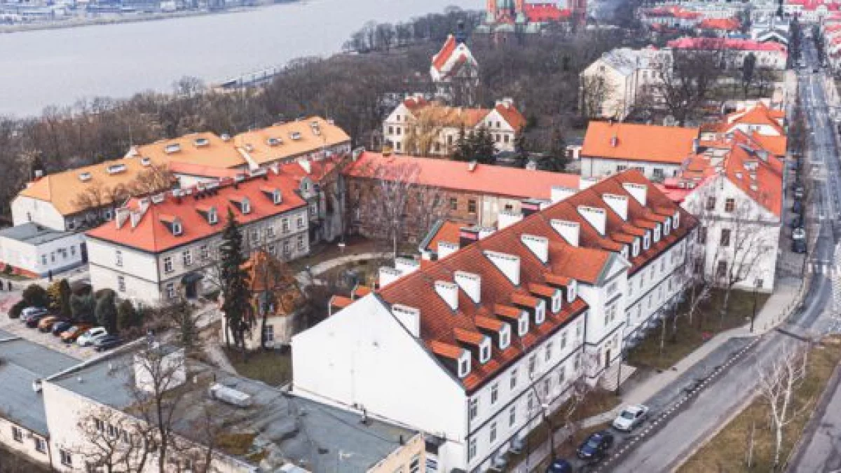 Pomoc dla młodych Płocczan będzie kontynuowana. Orlen przekazał na ten cel blisko pół miliona złotych