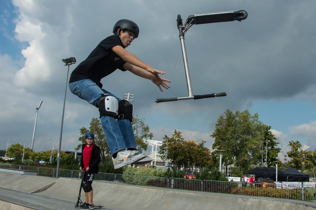 Dla nich nie ma limitów i granic. Szaleństwa w skateparku [ZDJĘCIA] - Zdjęcie główne