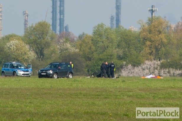 Tragedia na lotnisku. Nie żyje paralotniarz - Zdjęcie główne