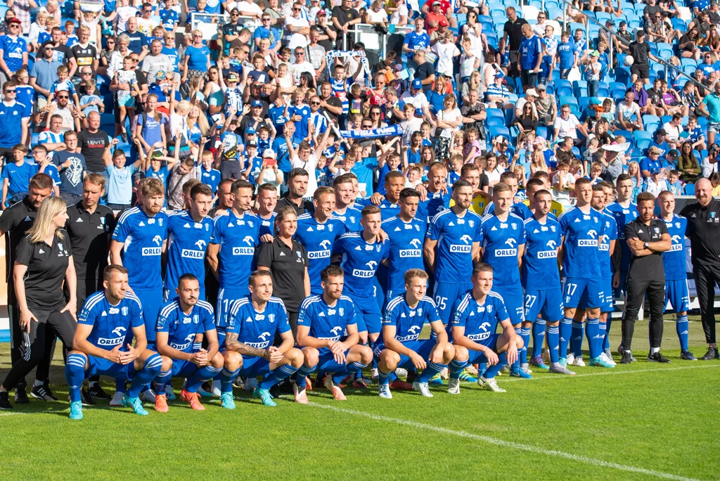 Prezentacja Wisły Płock. Po raz pierwszy na nowym stadionie [ZDJĘCIA] - Zdjęcie główne