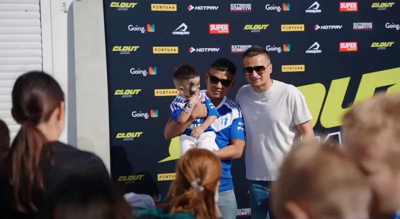 Peszko, Lexy i Lizak w Płocku. Promowali galę Clout MMA 2 [WIDEO] - Zdjęcie główne