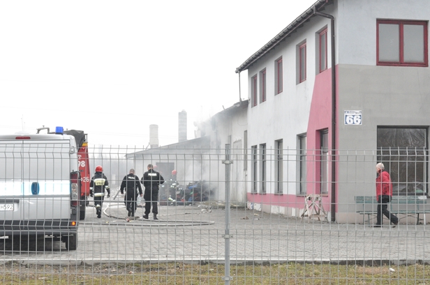 Pożar przy Dobrzyńskiej. Znów hurtownia - Zdjęcie główne