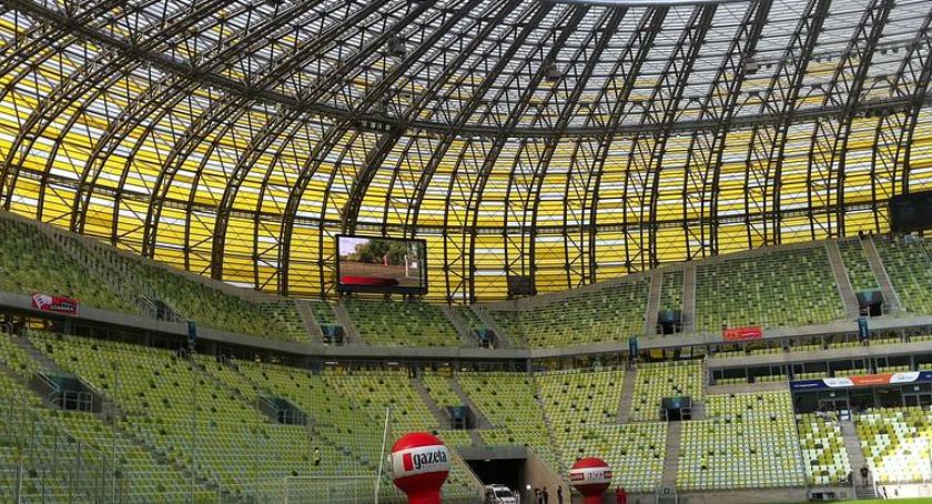 Lechia potrzebuje pieniędzy. Ogłasza akcję #ZapełniamyStadion - Zdjęcie główne