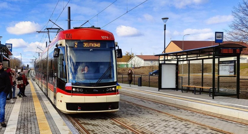 Nowa Warszawska otwarta. Sprawdziliśmy, jak funkcjonuje nowa trasa - Zdjęcie główne