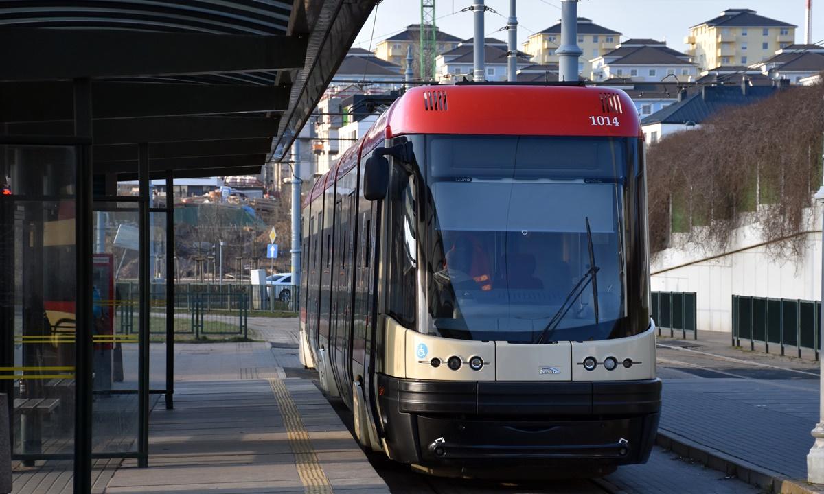 ZTM: ciche cięcia rozkładów jazdy tramwajów na Łostowice - Zdjęcie główne