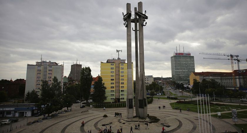 Dulkiewicz zmienia decyzję urzędników. Wystawa IPN pojawi się na placu Solidarności - Zdjęcie główne