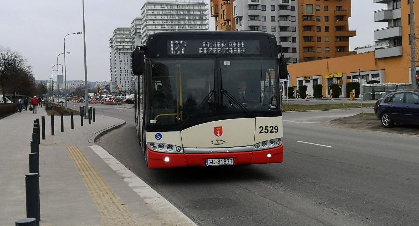 Jak autobusy i tramwaje będą kursować w okresie Świąt Wielkanocnych? - Zdjęcie główne