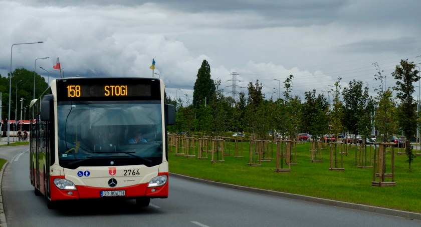 Ponad miesiąc imprezowania na stadionie. Autobusy będą kursować objazdem - Zdjęcie główne