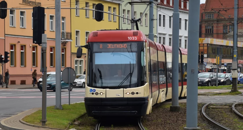 Kolejne Pesy pojadą do remontu. Kilka pojazdów w tym roku - Zdjęcie główne