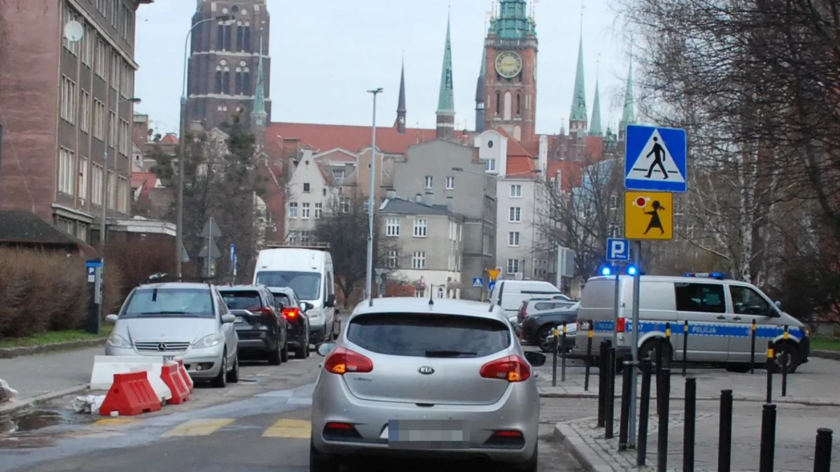 Dwa potrącenia na pasach w 15 minut - Zdjęcie główne