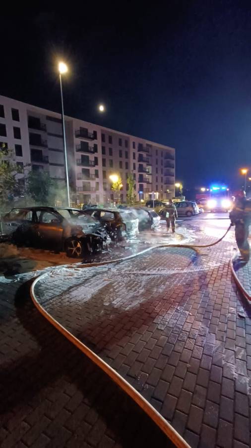 Pożar samochodów na Chełmie