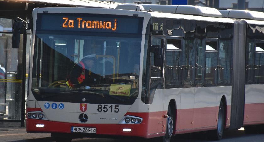 Dwa weekendy utrudnień na liniach tramwajowych. Remont na al. Legionów - Zdjęcie główne