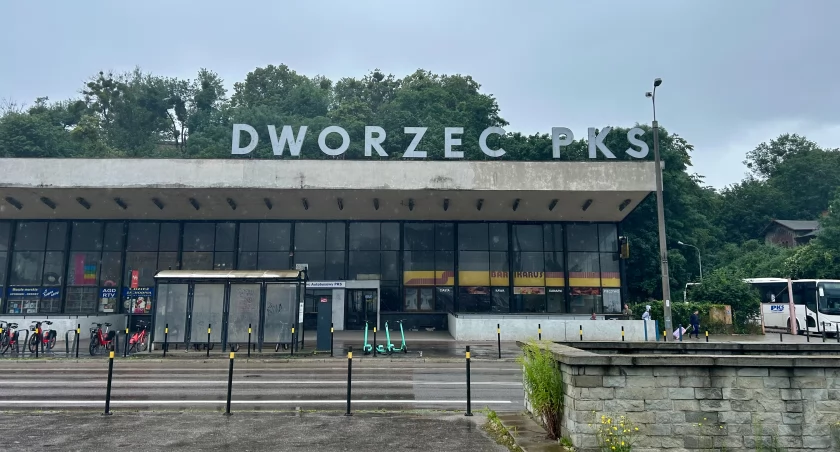 Skansen w centrum miasta. Czy dojdzie do remontu dworca PKS? - Zdjęcie główne