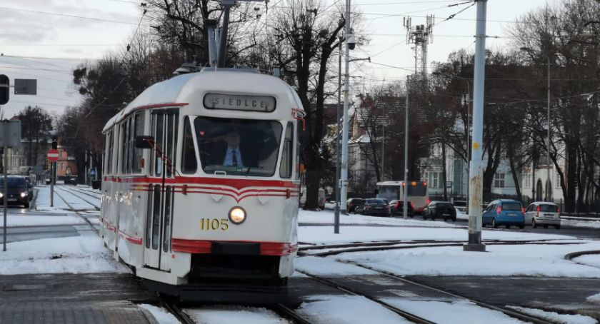 Tramwaje z wolontariuszami i edukatorami ruszają w miasto - Zdjęcie główne