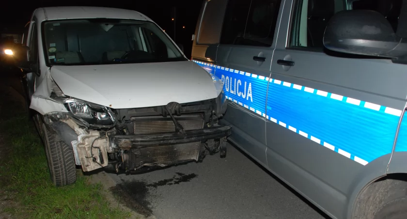 Pijany turysta ukradł auto i ścigał się z policją - Zdjęcie główne