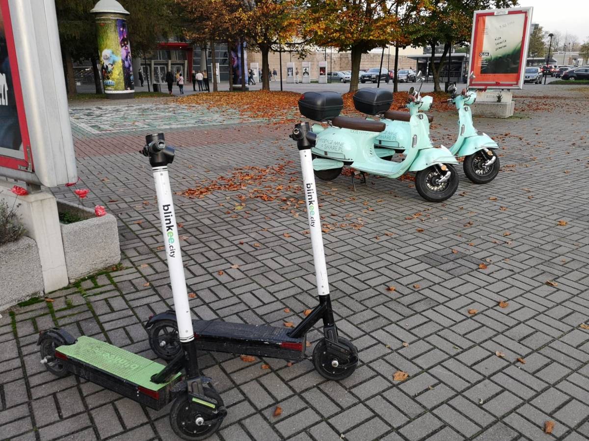 Hulajnogi - problem z parkowaniem