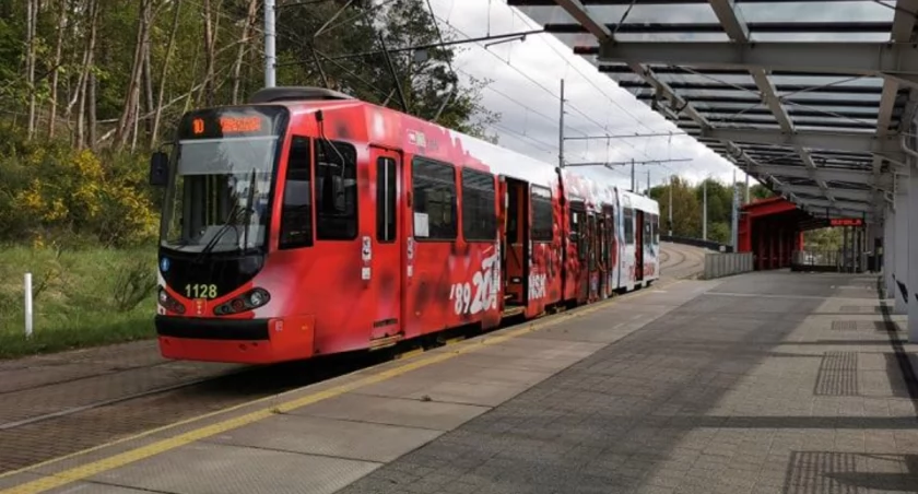 Czterdziestoletnie tramwaje zyskają klimatyzację - Zdjęcie główne