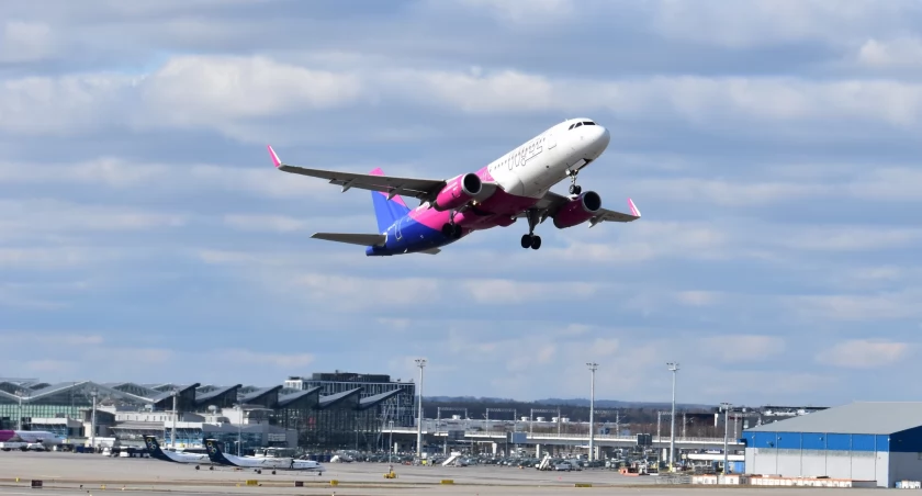 Nowe połączenia Wizz Air. Więcej lotów do Mediolanu i bezpośrednio na Maderę - Zdjęcie główne