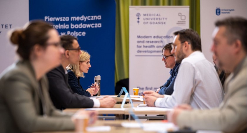 Naukowiec też ma serce, czyli Science Speed Dating FarU - Zdjęcie główne