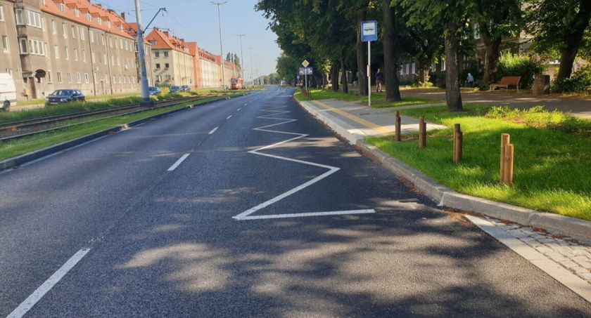 Kolejny fragment alei Hallera do remontu. Tym razem w kierunku Węzła Kliniczna - Zdjęcie główne