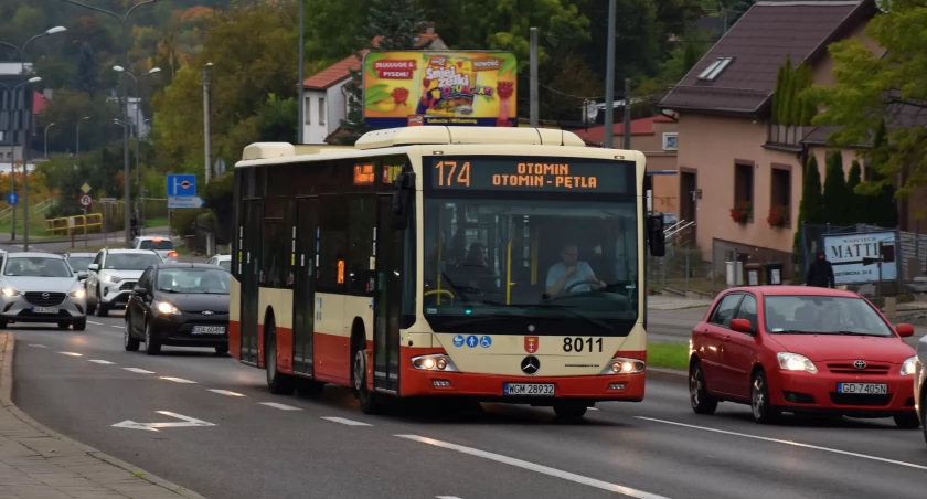 ZTM szuka przewoźnika. Kontrakt na 10 lat - Zdjęcie główne