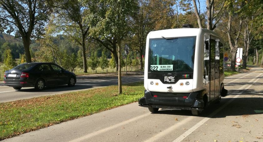 Autobus bez kierowcy będzie jeździł po cmentarzu - Zdjęcie główne