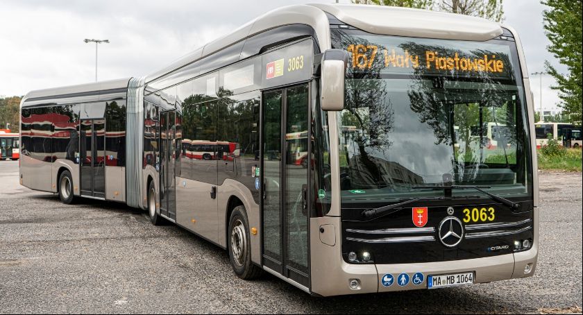 Kolejny autobus elektryczny na testach w Gdańsku. Tym razem przegubowy [ZDJĘCIA] - Zdjęcie główne