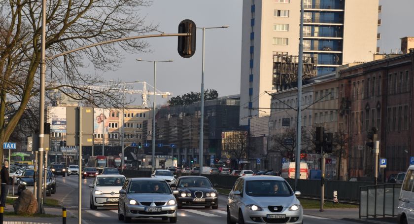 Jak mieszkańcy oceniają transport w mieście? RANKING DZIELNIC - Zdjęcie główne