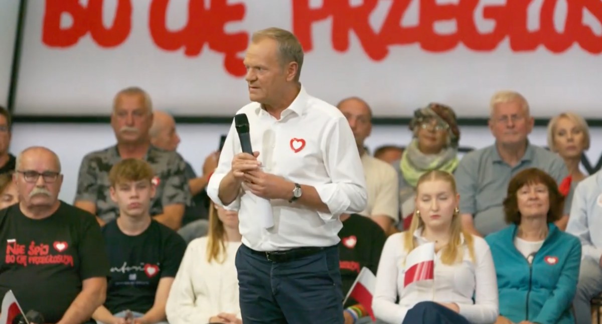 Donald Tusk w Gdańsku: Powinniśmy wstać, otworzyć szeroko oczy i powiedzieć dosyć! - Zdjęcie główne