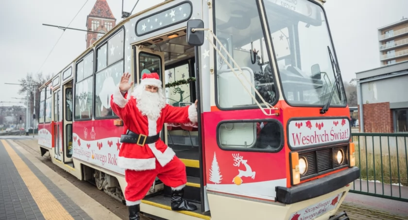 Dwa mikołajowe tramwaje wyjadą na gdańskie tory - Zdjęcie główne