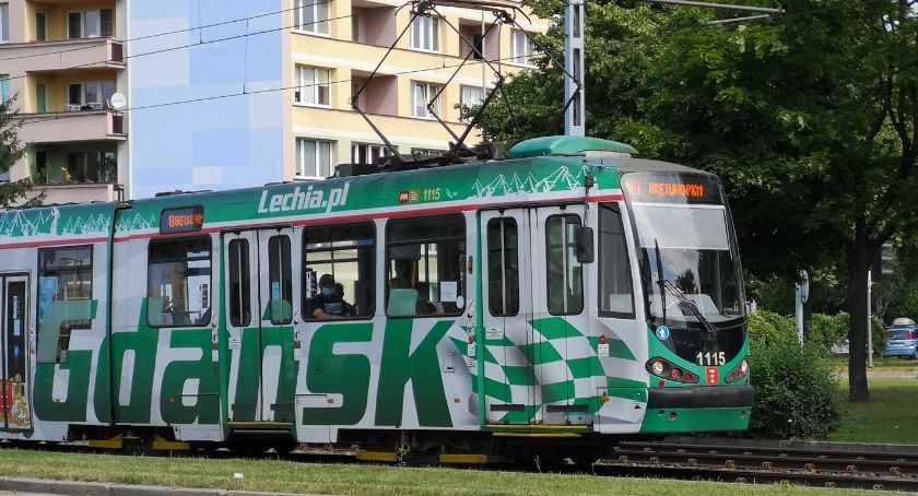 Lechia ma 75 lat. Dziś darmowe przejazdy zielonymi tramwajami - Zdjęcie główne