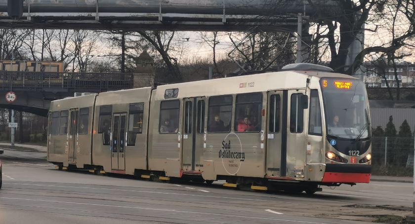 Remont sieci trakcyjnej na al. Hallera: Będą utrudnienia! - Zdjęcie główne