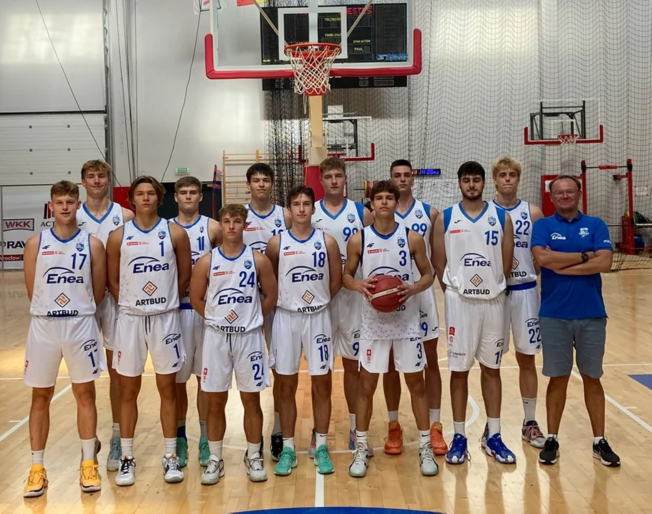 Drugoligowy Basket Poznań przetestuje odświeżony parkiet. Sparing z Tarnovią - Zdjęcie główne