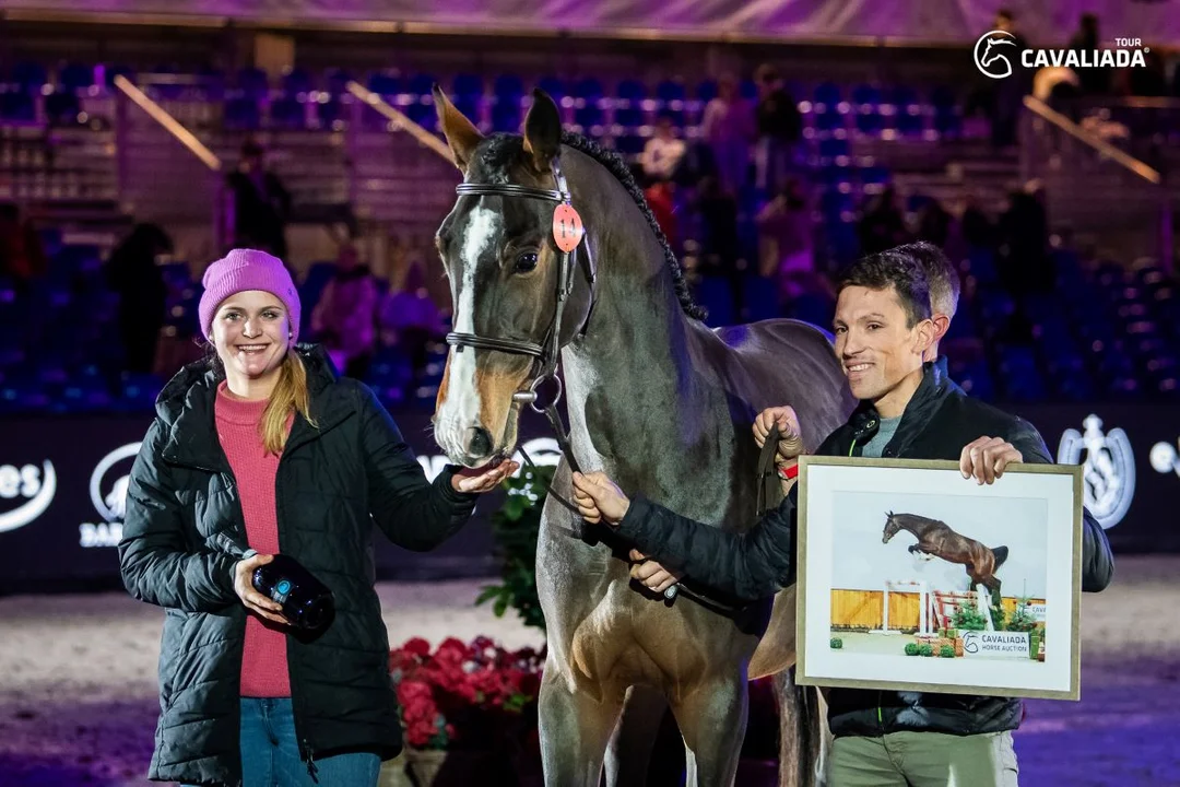 Rywalizują w Cavaliadzie i ... kupują konie na Cavaliada Horse Auction. Zobaczcie kto i za ile - Zdjęcie główne