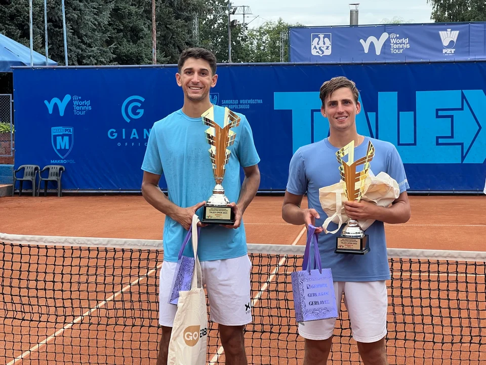 Lorenzo Joaquin Rodriguez górą w Talex Open. Polak z Niemcem triumfatorami w deblu - Zdjęcie główne