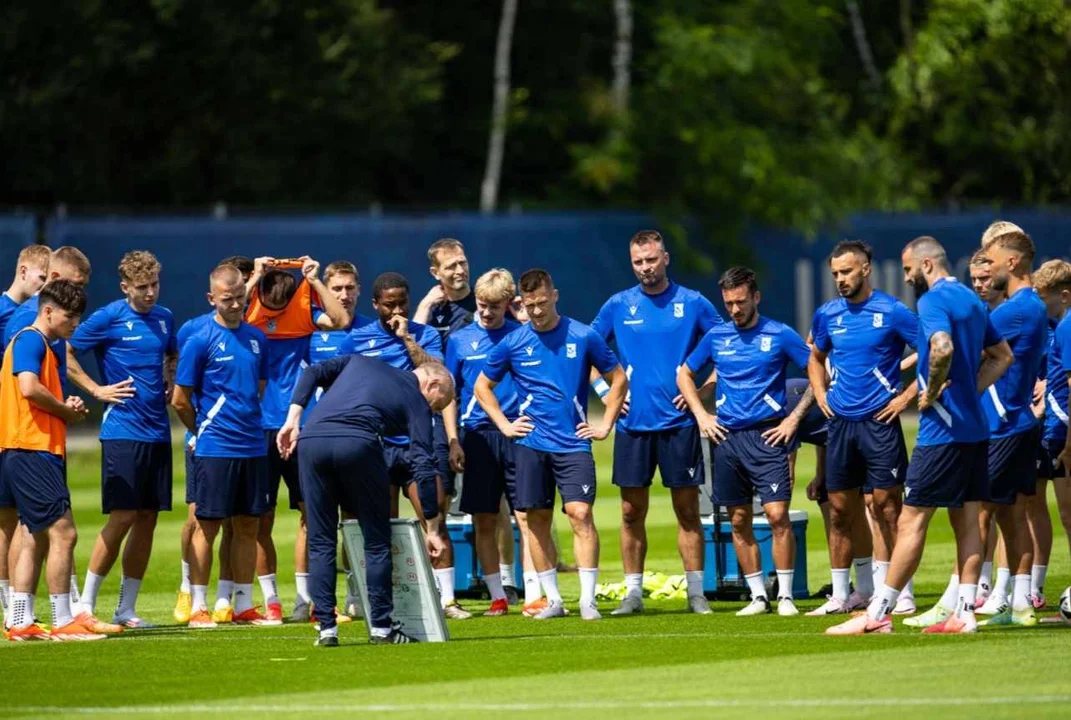 Pierwszy trening Lecha Poznań. Dużo nieobecnych i dużo młodzieży - Zdjęcie główne