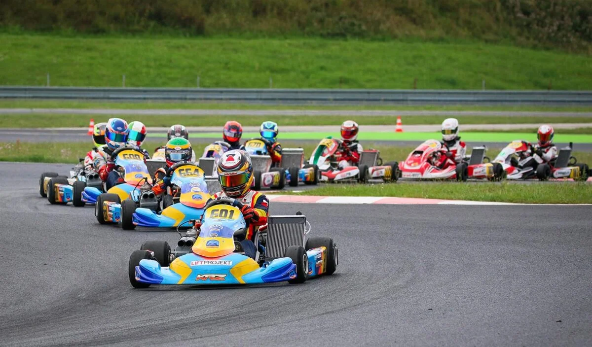 Mistrzostwa Polski w kartingu zakończone na Torze Poznań. Jeździli nawet kilkulatkowie - Zdjęcie główne