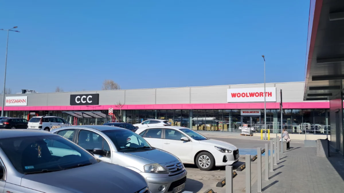 Sieciówka znika z Piotrkowa. Działała tylko 5 miesięcy