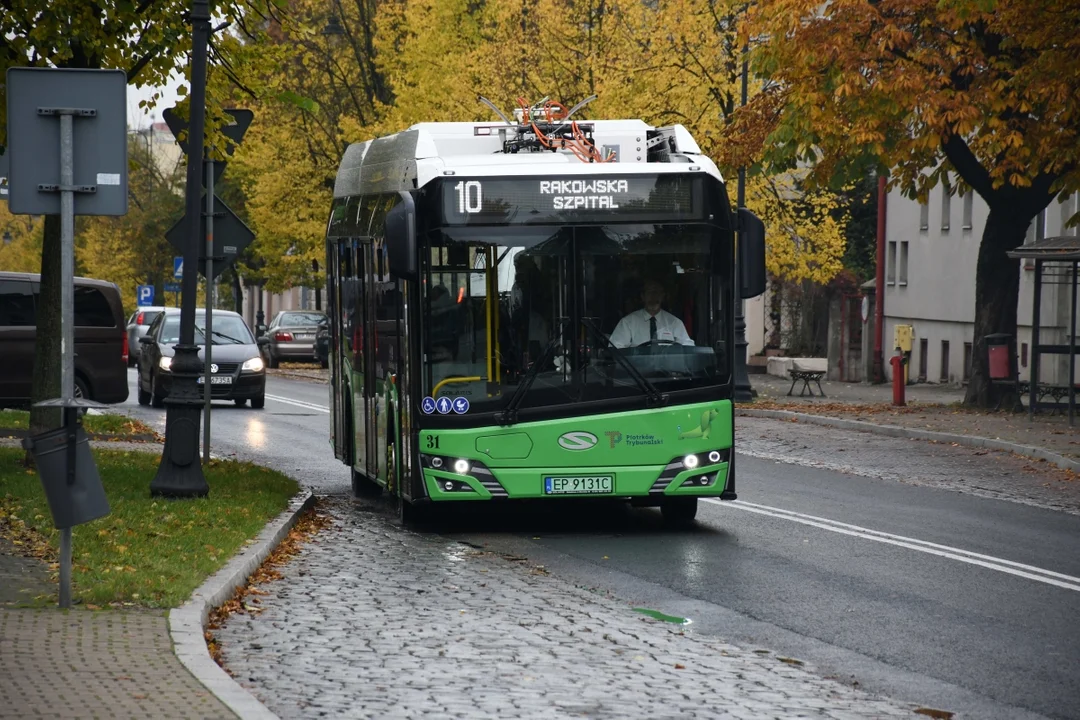 Autobusy MZK wracają na dawny kurs. Dobra informacja dla uczniów - Zdjęcie główne