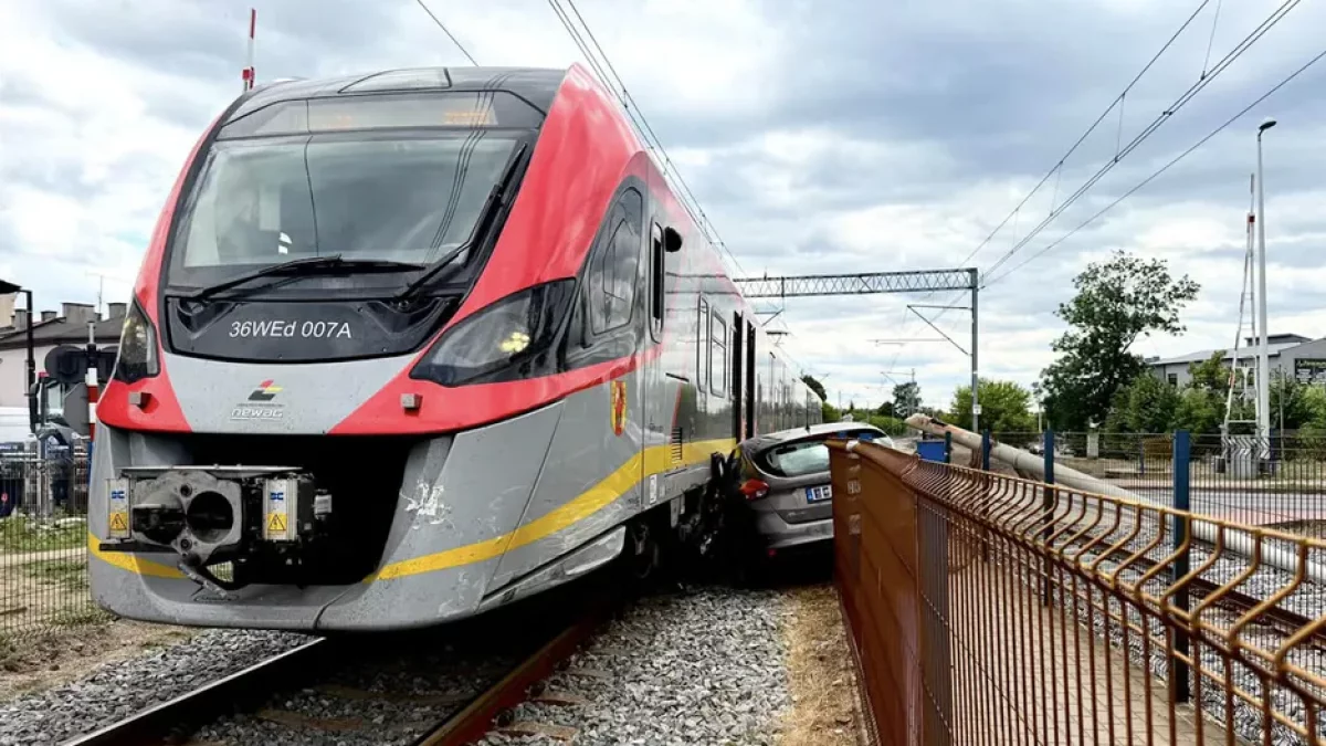 Mężczyzna wjechał wprost pod pociąg. Na miejscu wszystkie służby