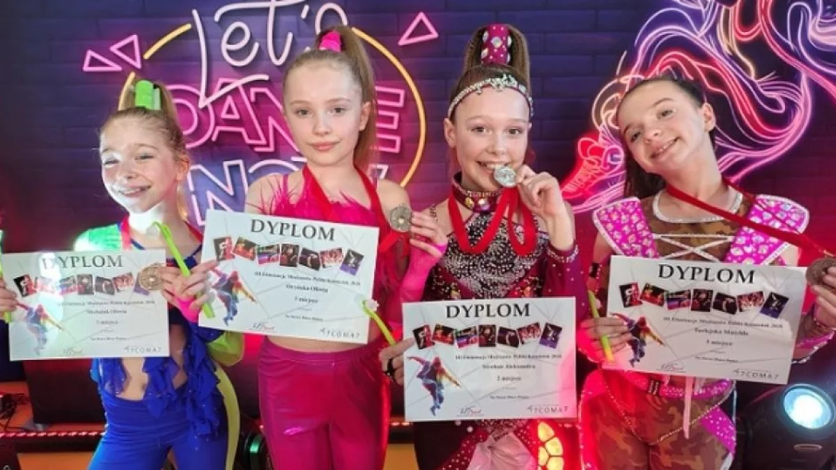 Tancerki z Piotrkowa na mistrzostwach. Do miasta wróciły z medalami