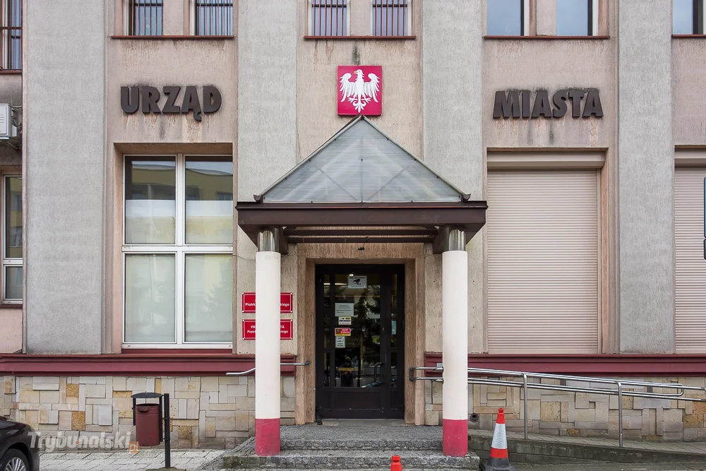 Szukają dyrektorów. Piotrkowski urząd ogłasza konkurs - Zdjęcie główne